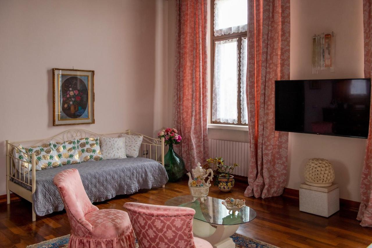 Palazzo Bed And Breakfast Calvisano Exteriör bild